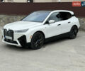 Белый БМВ iX, объемом двигателя 0 л и пробегом 34 тыс. км за 67400 $, фото 2 на Automoto.ua