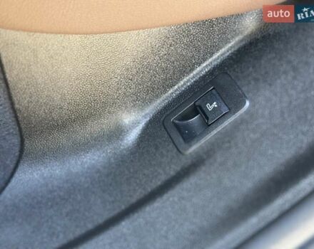 Белый БМВ iX, объемом двигателя 0 л и пробегом 42 тыс. км за 47300 $, фото 7 на Automoto.ua