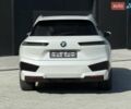 Белый БМВ iX, объемом двигателя 0 л и пробегом 89 тыс. км за 65900 $, фото 4 на Automoto.ua