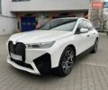 Белый БМВ iX, объемом двигателя 0 л и пробегом 40 тыс. км за 48500 $, фото 1 на Automoto.ua
