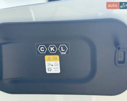 Белый БМВ iX, объемом двигателя 0 л и пробегом 42 тыс. км за 47300 $, фото 33 на Automoto.ua