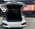 Белый БМВ iX, объемом двигателя 0 л и пробегом 52 тыс. км за 56500 $, фото 10 на Automoto.ua