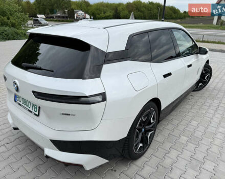 Белый БМВ iX, объемом двигателя 0 л и пробегом 21 тыс. км за 48555 $, фото 13 на Automoto.ua