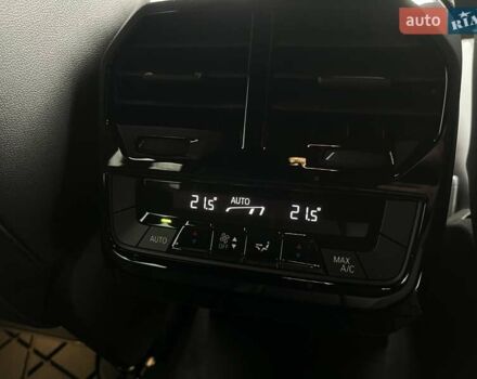 Белый БМВ iX, объемом двигателя 0 л и пробегом 40 тыс. км за 48500 $, фото 34 на Automoto.ua