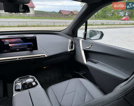 Белый БМВ iX, объемом двигателя 0 л и пробегом 21 тыс. км за 48555 $, фото 27 на Automoto.ua