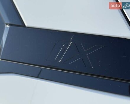 Белый БМВ iX, объемом двигателя 0 л и пробегом 42 тыс. км за 47300 $, фото 6 на Automoto.ua