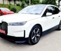 Белый БМВ iX, объемом двигателя 0 л и пробегом 55 тыс. км за 61500 $, фото 45 на Automoto.ua