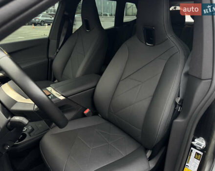 Белый БМВ iX, объемом двигателя 0 л и пробегом 32 тыс. км за 48900 $, фото 37 на Automoto.ua
