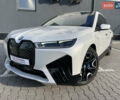 Белый БМВ iX, объемом двигателя 0 л и пробегом 19 тыс. км за 80000 $, фото 1 на Automoto.ua