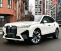 Белый БМВ iX, объемом двигателя 0 л и пробегом 34 тыс. км за 51500 $, фото 2 на Automoto.ua