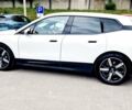 Белый БМВ iX, объемом двигателя 0 л и пробегом 55 тыс. км за 61500 $, фото 37 на Automoto.ua