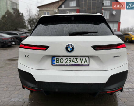 Белый БМВ iX, объемом двигателя 0 л и пробегом 5 тыс. км за 63000 $, фото 7 на Automoto.ua