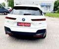 Белый БМВ iX, объемом двигателя 0 л и пробегом 55 тыс. км за 61500 $, фото 28 на Automoto.ua