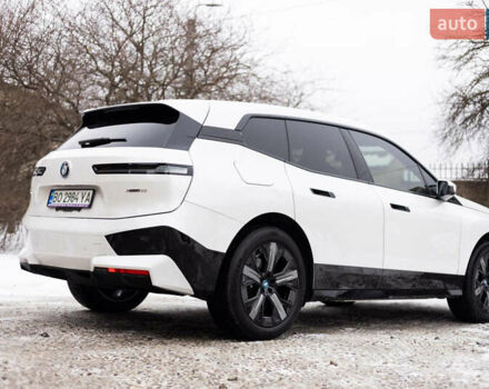 Білий БМВ iX, об'ємом двигуна 0 л та пробігом 3 тис. км за 61000 $, фото 3 на Automoto.ua