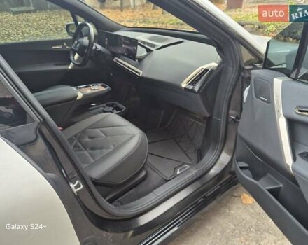 Белый БМВ iX, объемом двигателя 0 л и пробегом 89 тыс. км за 49999 $, фото 13 на Automoto.ua