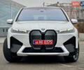 Белый БМВ iX, объемом двигателя 0 л и пробегом 32 тыс. км за 48900 $, фото 2 на Automoto.ua