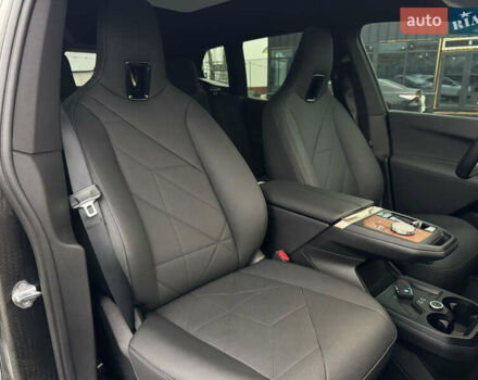 Білий БМВ iX, об'ємом двигуна 0 л та пробігом 32 тис. км за 48700 $, фото 19 на Automoto.ua