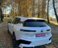 Белый БМВ iX, объемом двигателя 0 л и пробегом 22 тыс. км за 50100 $, фото 4 на Automoto.ua