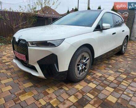 Белый БМВ iX, объемом двигателя 0 л и пробегом 11 тыс. км за 70500 $, фото 5 на Automoto.ua