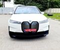 Белый БМВ iX, объемом двигателя 0 л и пробегом 55 тыс. км за 61500 $, фото 7 на Automoto.ua