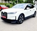 Белый БМВ iX, объемом двигателя 0 л и пробегом 55 тыс. км за 59999 $, фото 2 на Automoto.ua