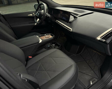 Белый БМВ iX, объемом двигателя 0 л и пробегом 32 тыс. км за 48900 $, фото 22 на Automoto.ua