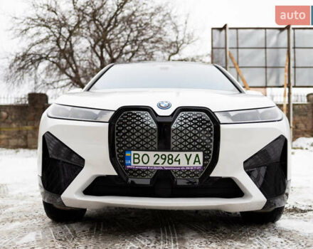 Білий БМВ iX, об'ємом двигуна 0 л та пробігом 3 тис. км за 61000 $, фото 8 на Automoto.ua