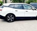 Белый БМВ iX, объемом двигателя 0 л и пробегом 55 тыс. км за 61500 $, фото 20 на Automoto.ua