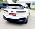 Белый БМВ iX, объемом двигателя 0 л и пробегом 55 тыс. км за 61500 $, фото 27 на Automoto.ua