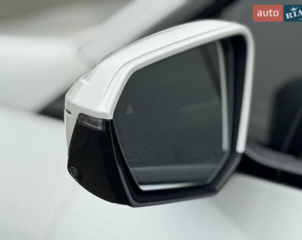 Белый БМВ iX, объемом двигателя 0 л и пробегом 32 тыс. км за 48900 $, фото 20 на Automoto.ua