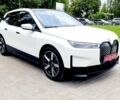 Белый БМВ iX, объемом двигателя 0 л и пробегом 55 тыс. км за 61500 $, фото 11 на Automoto.ua