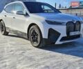 Белый БМВ iX, объемом двигателя 0 л и пробегом 64 тыс. км за 55000 $, фото 1 на Automoto.ua