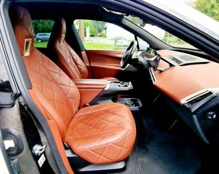 Белый БМВ iX, объемом двигателя 0 л и пробегом 55 тыс. км за 59999 $, фото 74 на Automoto.ua