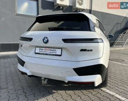 Белый БМВ iX, объемом двигателя 0 л и пробегом 19 тыс. км за 80000 $, фото 8 на Automoto.ua