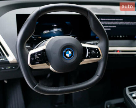 Білий БМВ iX, об'ємом двигуна 0 л та пробігом 3 тис. км за 61000 $, фото 26 на Automoto.ua