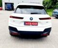 Белый БМВ iX, объемом двигателя 0 л и пробегом 55 тыс. км за 61500 $, фото 29 на Automoto.ua