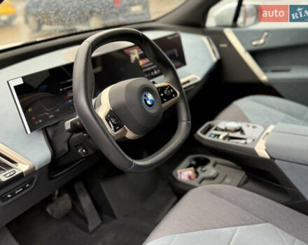 Белый БМВ iX, объемом двигателя 0 л и пробегом 10 тыс. км за 63000 $, фото 22 на Automoto.ua