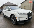 Белый БМВ iX, объемом двигателя 0 л и пробегом 5 тыс. км за 63000 $, фото 2 на Automoto.ua