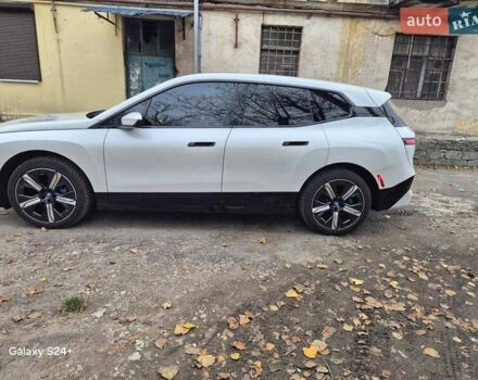 Белый БМВ iX, объемом двигателя 0 л и пробегом 89 тыс. км за 49999 $, фото 3 на Automoto.ua