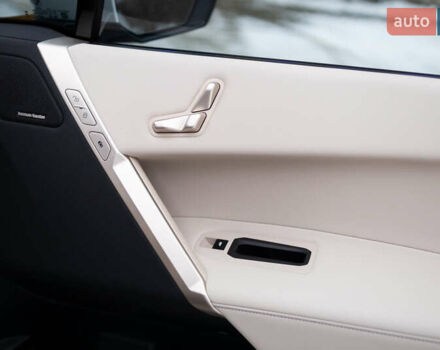 Білий БМВ iX, об'ємом двигуна 0 л та пробігом 3 тис. км за 61000 $, фото 25 на Automoto.ua