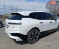 Белый БМВ iX, объемом двигателя 0 л и пробегом 26 тыс. км за 38300 $, фото 10 на Automoto.ua