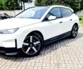 Белый БМВ iX, объемом двигателя 0 л и пробегом 55 тыс. км за 61500 $, фото 109 на Automoto.ua