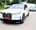 Белый БМВ iX, объемом двигателя 0 л и пробегом 55 тыс. км за 61500 $, фото 4 на Automoto.ua