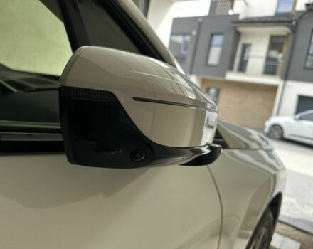 Білий БМВ iX, об'ємом двигуна 0 л та пробігом 2 тис. км за 61000 $, фото 10 на Automoto.ua