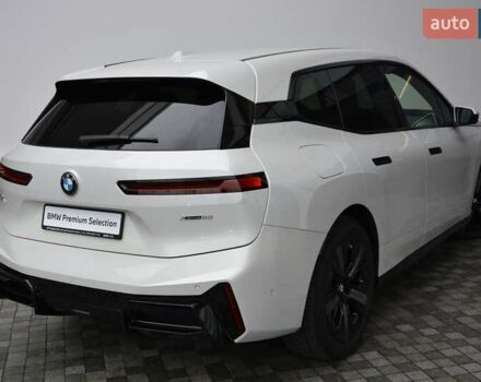 Белый БМВ iX, объемом двигателя 0 л и пробегом 2 тыс. км за 93687 $, фото 2 на Automoto.ua
