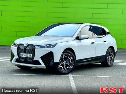 БМВ iX 2023 у Києві на Automoto.ua Білий БМВ iX, об'ємом двигуна 0 л та пробігом 18 тис. км за 51900 $, фото 1 на Automoto.ua