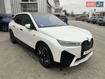 БМВ iX 2023 у Хмельницькому на Automoto.ua Білий БМВ iX, об'ємом двигуна 0 л та пробігом 19 тис. км за 79990 $, фото 1 на Automoto.ua