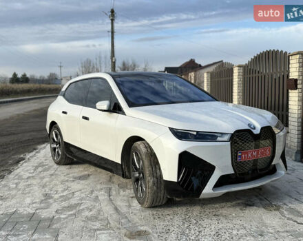 Белый БМВ iX, объемом двигателя 0 л и пробегом 11 тыс. км за 75000 $, фото 1 на Automoto.ua