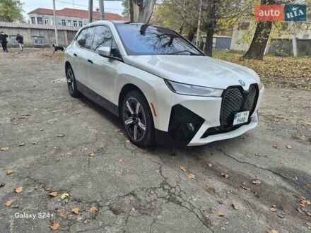 Белый БМВ iX, объемом двигателя 0 л и пробегом 89 тыс. км за 49999 $, фото 1 на Automoto.ua