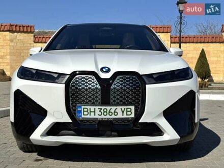 Білий БМВ iX, об'ємом двигуна 0 л та пробігом 3 тис. км за 55200 $, фото 1 на Automoto.ua